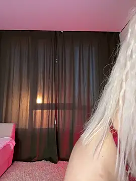 LoveLuna  online show from 05/31/26, 05:40