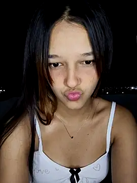 Snapshot of _Denis_sweet chatting on 02/28/25, 11:34 Denis sweet online show from 02/28/25, 11:34