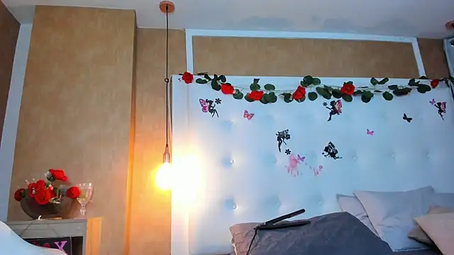  evamilf  online show from 02/25/26, 12:05