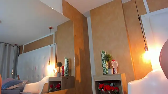  evamilf  online show from 02/07/26, 12:13