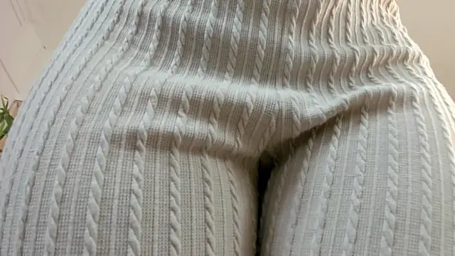 Snapshot of miranda_villa chatting on 09/16/25, 12:28 miranda villa online show from 09/16/25, 12:28