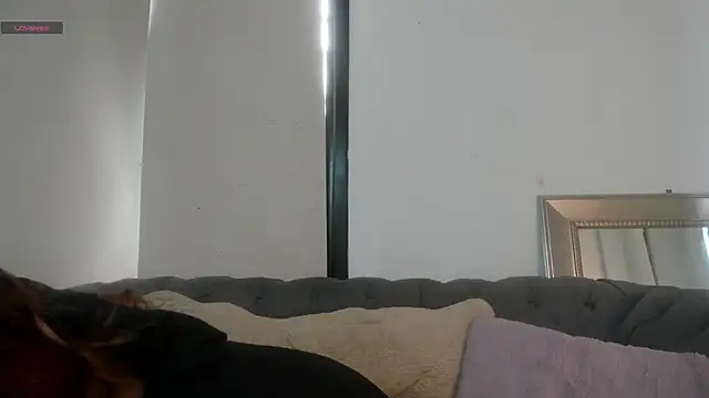 miranda villa online show from 04/15/26, 12:21