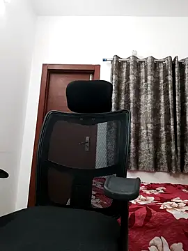 Snapshot of sanaya_baby chatting on 02/18/25, 12:05 sanaya baby online show from 02/18/25, 12:05