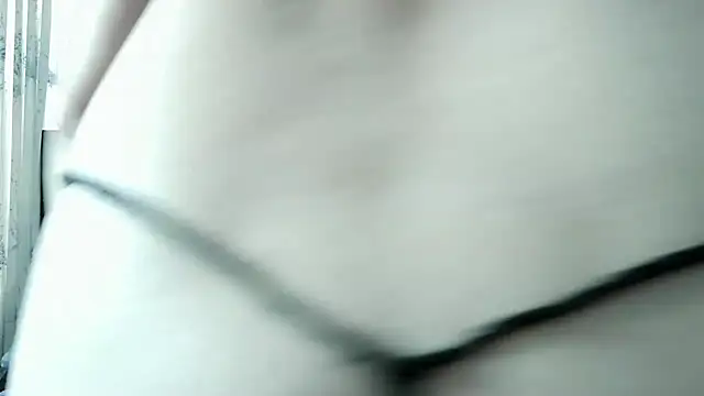alixia81 online show from 05/28/26, 10:04