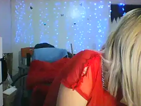 alixia81 online show from 03/19/25, 02:16