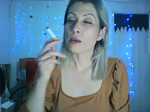 alixia81 online show from 03/23/25, 02:26