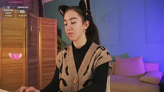 Belle Via online show from 12/02/25, 03:47