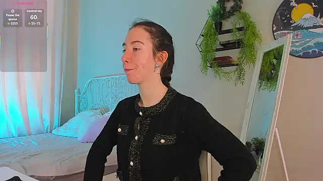 Belle Via online show from 03/15/26, 09:38