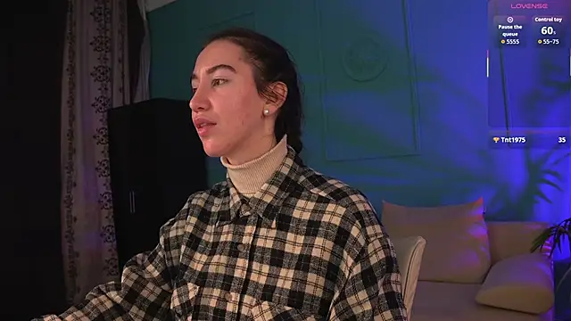 Belle Via online show from 04/08/26, 05:03