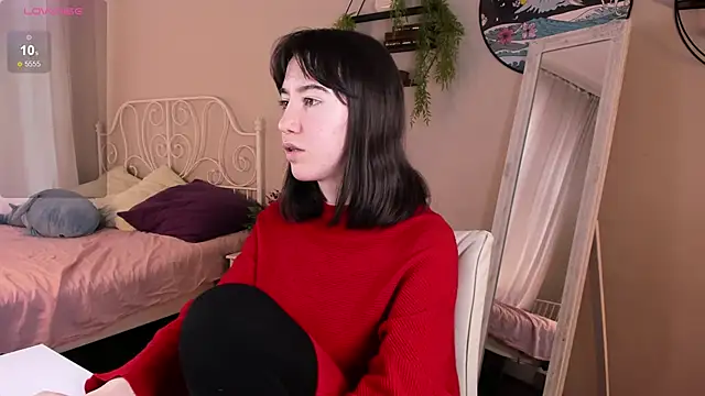 Belle Via online show from 02/24/25, 08:17