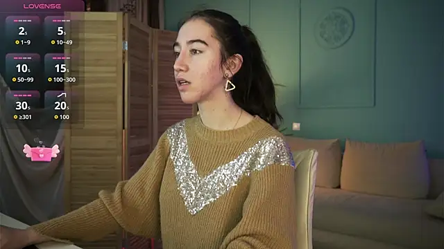 Belle Via online show from 11/29/25, 04:40