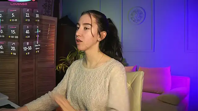 Belle Via online show from 10/03/25, 04:08