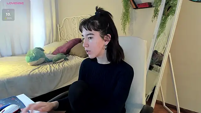 Belle Via online show from 01/19/25, 09:11