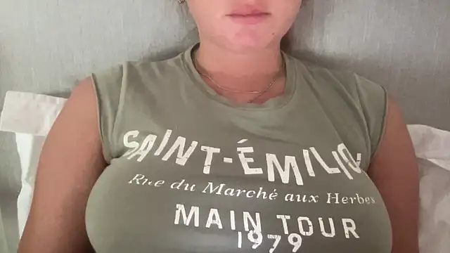KaraLeee online show from 03/04/25, 02:06