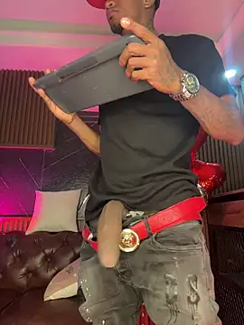 AaronCruz  online show from 02/15/26, 04:46