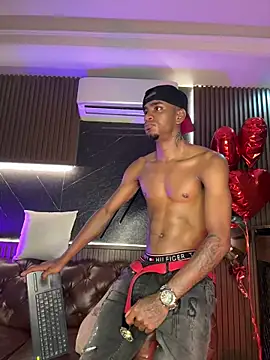 AaronCruz  online show from 02/15/26, 01:21