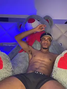 AaronCruz  online show from 11/09/25, 07:12