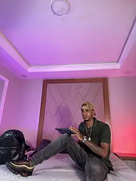 AaronCruz  online show from 03/15/26, 04:19