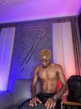 AaronCruz  online show from 02/06/26, 04:41