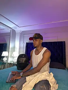 AaronCruz  online show from 03/03/26, 12:17