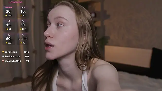 Snapshot of PollyAgata chatting on 03/19/25, 01:21 PollyAgata online show from 03/19/25, 01:21