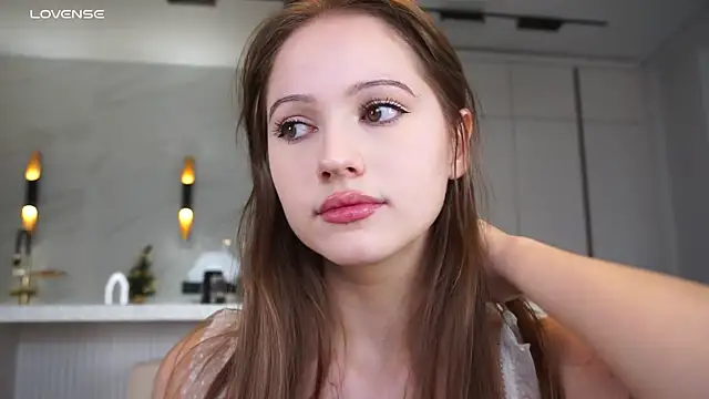 hecola online show from 11/27/25, 12:16