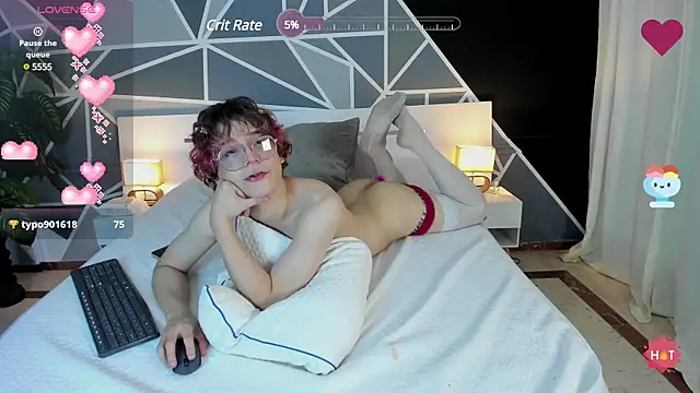 Snapshot of Max_lover1 chatting on 02/21/25, 11:21 Max lover1 online show from 02/21/25, 11:21