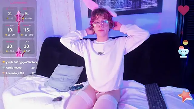 Snapshot of Max_lover1 chatting on 02/11/25, 07:38 Max lover1 online show from 02/11/25, 07:38