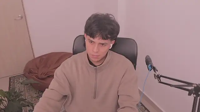 Tony Hoffa online show from 12/05/25, 05:33