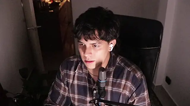 Tony Hoffa online show from 03/08/26, 02:04