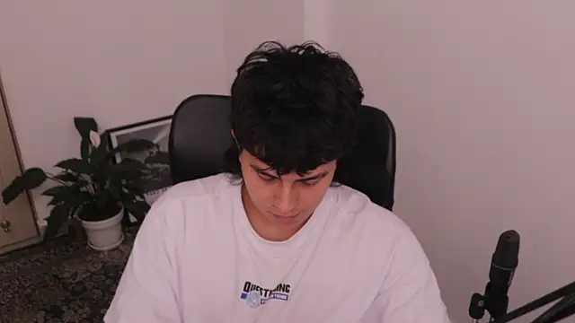 Tony Hoffa online show from 04/05/26, 10:05