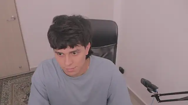 Tony Hoffa online show from 10/28/25, 06:51