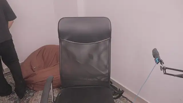 Tony Hoffa online show from 12/01/25, 06:20