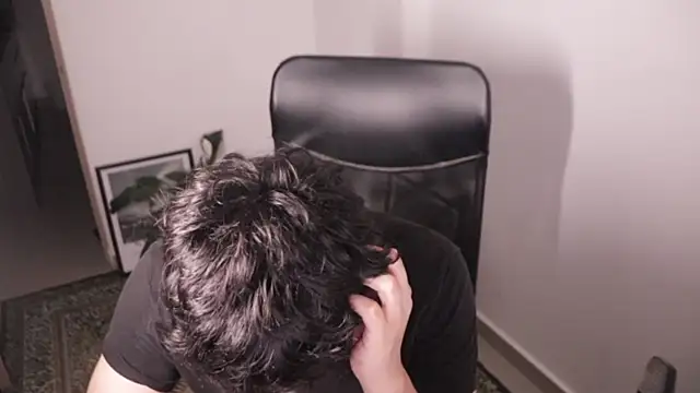 Tony Hoffa online show from 04/18/26, 01:30