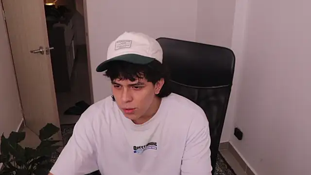 Tony Hoffa online show from 02/12/26, 06:18