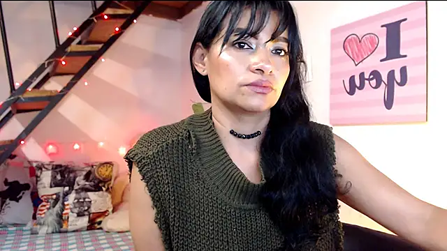 Snapshot of luna_sky83 chatting on 02/11/25, 10:36 luna sky83 online show from 02/11/25, 10:36