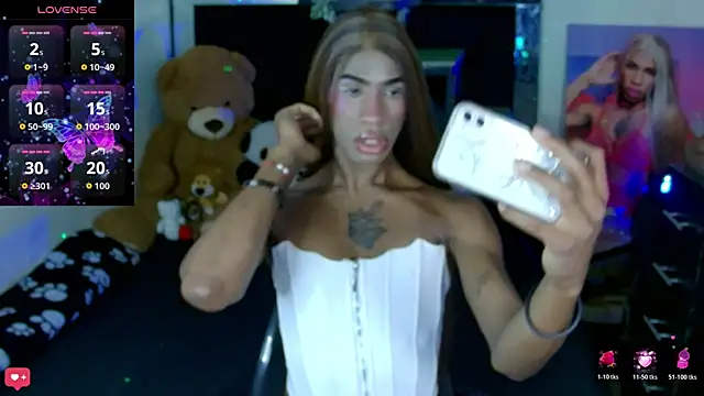 Kendall Gil online show from 04/07/26, 02:24