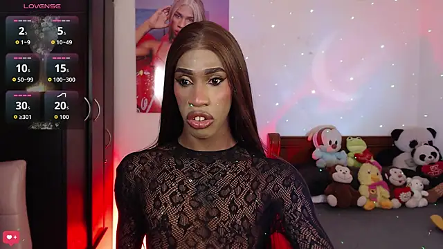 Snapshot of Kendall_Gil chatting on 01/13/26, 03:43 Kendall Gil online show from 01/13/26, 03:43