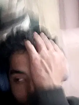 Snapshot of nskgenz chatting on 11/16/25, 07:18 nskgenz online show from 11/16/25, 07:18