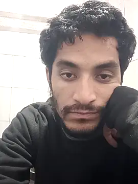 Snapshot of nskgenz chatting on 11/26/25, 08:31 nskgenz online show from 11/26/25, 08:31