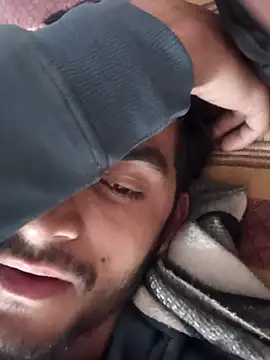 Snapshot of nskgenz chatting on 10/30/25, 03:49 nskgenz online show from 10/30/25, 03:49