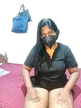 Aroma Sl online show from 10/24/25, 01:15