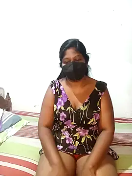 Aroma Sl online show from 11/18/25, 01:10