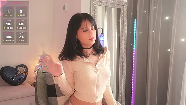 Snapshot of Mysticxkitty chatting on 12/17/25, 04:23 Mysticxkitty online show from 12/17/25, 04:23