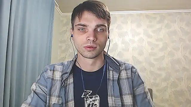Snapshot of Simbo_cool chatting on 05/16/26, 01:04 Simbo cool online show from 05/16/26, 01:04