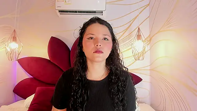 LottiCarter online show from 10/18/25, 11:56