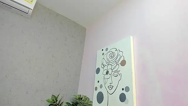 Tiffany mendez online show from 03/28/26, 12:06