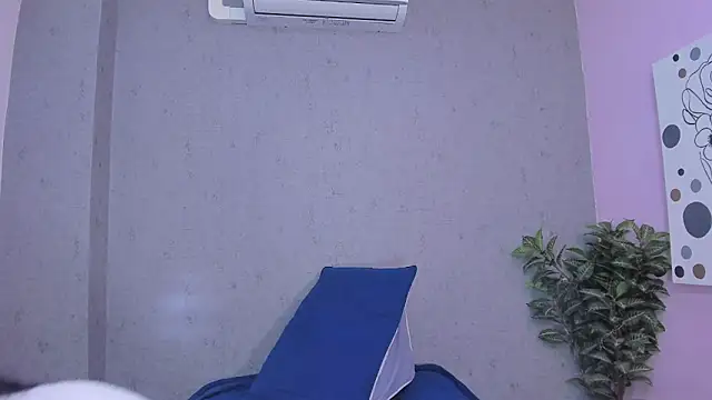 Tiffany mendez online show from 01/07/26, 12:10