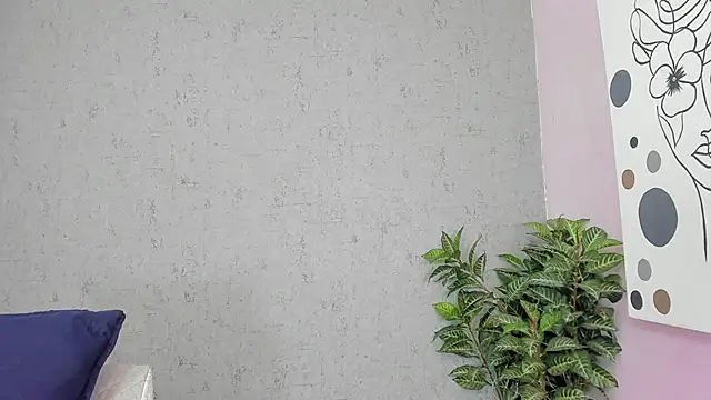 Tiffany mendez online show from 03/07/26, 12:10