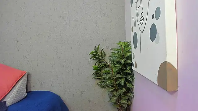 Tiffany mendez online show from 03/05/26, 12:02